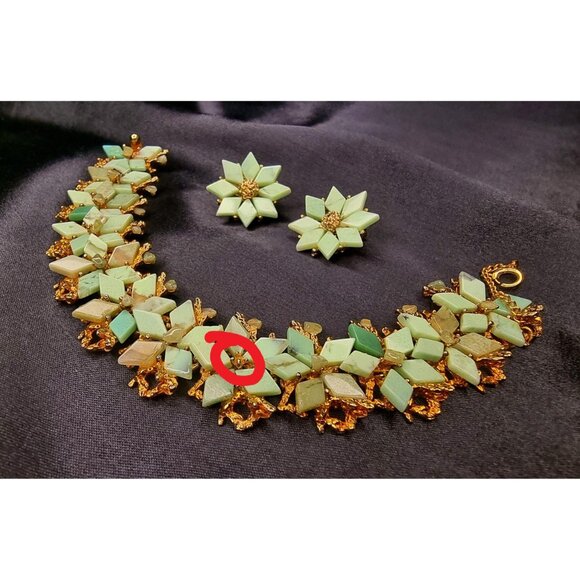 Rare Find Vintage SWOBODA Green Stones Gold Tone Jewelry Set - Picture 2 of 5